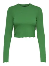 Top corto de punto color verde, de manga larga y cuello redondo con terminación ondulada en ruedo y puños.