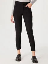 Pantalón de jean de calce ajustado, color azul claro, con cintura media y confeccionado en denim con elastano.