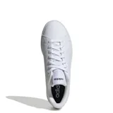 Championes Adidas Advantage Base 2.0 blancos de cuero sintético perforado, con suela de goma y forro textil acolchado.