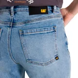 Pantalón de jean de tiro alto, corte recto y color azul medio.