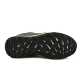 Championes de trekking Diadora, color verde militar con detalles en negro y amarillo flúor. Presentan una construcción robusta con puntera reforzada y suela dentada para tracción.