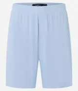 Conjunto de pijama corto celeste, confeccionado en viscosa canelada. Incluye remera de mangas cortas con cuello redondo y bermuda con cintura elástica.