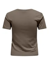 Camiseta marrón de manga corta con cuello redondo.