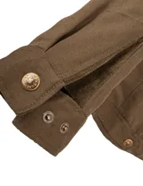 Campera de gabardina 100% algodón, con cierre metálico reforzado, bolsillo interno y externo, forrada con paño y puños ajustables.