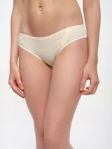 Bombacha clásica de punto acanalado color celeste con cintura elástica.