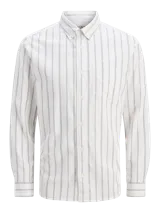 Camisa blanca a rayas verticales grises, de manga larga, cuello abotonado y corte slim fit.
