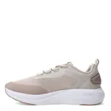 Championes Topper color beige con detalles en verde agua y suela blanca.