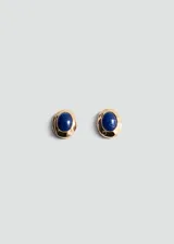 Pendientes con cierre metálico a presión y abalorios decorativos de diseño ovalado, color azul.