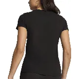 Remera Puma ESS Elevated Tee de dama, color negro, de corte clásico y manga corta. Presenta logo de la marca en el pecho.