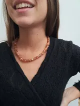 Collar corto de piedras semipreciosas Sunstone.
