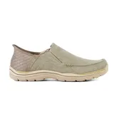 Zapato casual Skechers Slip-ins Relaxed Fit: Expected - Cayson color beige, con capellada de lona, paneles elásticos laterales, plantilla Skechers Air-Cooled Memory Foam y talón con tecnología Heel Pillow.