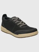 Championes de cuero color marrón con cordones, plantilla Smart Foam® y suela de goma.