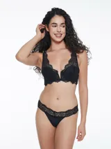 Colaless negra de encaje con elástico fino en la cintura.