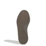 Championes Adidas Advantage 2.0 blancos con detalles en negro y rojo, con diseño de cuero sintético perforado en los laterales, forro interior con estampado animal print y suela de goma color caramelo.