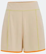 Short color beige de lino y viscosa, con cintura elástica, bolsillos laterales y detalles de bies contrastantes en color naranja y amarillo. 