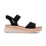 Sandalias Skechers Slip-ins Bobs Sun Ray color negro, con plataforma de yute y plantilla acolchada Skechers Plush Foam.