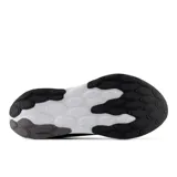 Championes New Balance 520 de hombre, color negro con detalles en gris y blanco. Capellada de malla transpirable y entresuela Fresh Foam.