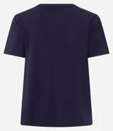 Blusa tipo camiseta de manga corta y escote en V, color negro.