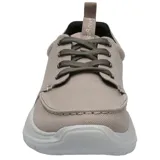 Zapatillas urbanas marca Hush Puppies modelo Alfie Lace, color azul marino con cordones celestes y suela blanca. Fabricadas con tela reciclada y tecnología Smart Foam Tech para mayor comodidad.