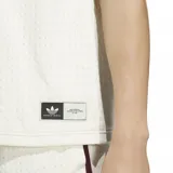 Musculosa de básquet Adidas Originals color crema con cuello y sisas en bordó. Estampado frontal con el logo de Adidas Originals y el número 33 en bordó.