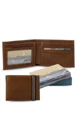 Billetera de cuero lisa color marrón oscuro con un galón elastizado tricolor (verde, blanco y rojo) en el exterior. El interior cuenta con compartimentos para billetes, un visor y tarjeteros.