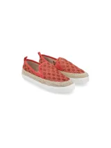 Alpargatas color coral con capellada de tejido yute y elástico en el empeine. Suela blanca con aplicación de yute y plantilla memory foam.