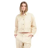 Camisa color beige con botones y bolsillos frontales.