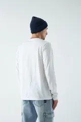 Remera blanca de algodón con estampa fotográfica de la obra "Impresión, sol naciente" de Claude Monet.