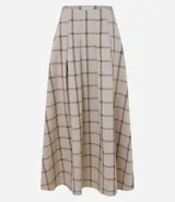 Falda evasé larga con estampado de cuadros en tonos beige y marrón.