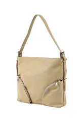 Bandolera color beige con correa ajustable, bolsillo grande y dos bolsillos pequeños frontales con cierre.
