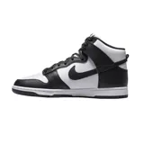 Championes Nike Dunk High Retro, de caña alta, color blanco y negro.