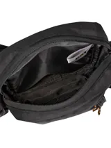 Bolso bandolera unisex CAT Explorer, color negro, con logo reflectante y detalles de cordones. Cuenta con compartimento principal con bolsillo interior, bolsillo delantero con cordón para llavero y correa ajustable para el hombro.