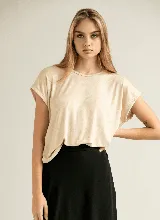 Blusa negra con lurex, de manga corta y corte holgado.