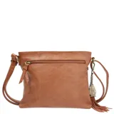 Cartera bandolera Hush Puppies color marrón, con bolsillo frontal con cierre y llavero colgante.