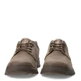Zapato de hombre Caterpillar modelo Threshold Low en color marrón, con diseño de caña baja, cierre de cordones y suela de goma con tracción.