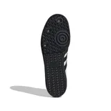 Championes Adidas Samba Og de cuero blanco con detalles en negro y suela de goma color caramelo.