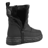 Bota de media caña negra con plataforma y cierre lateral.