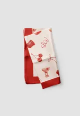 Pañuelo cuadrado de seda color blanco con borde rojo y estampado de cerezas, frutillas, lazos y martinis.