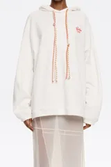 Sudadera blanca de algodón con capucha ajustable con cordones personalizados, manga larga recta, logo estampado en el pecho y bajo elástico con topes.