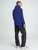 Buzo azul con capucha y cordones ajustables, de corte clásico y logo de Calvin Klein bordado en el pecho.