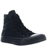 Championes de mujer de corte alto, color negro, con suela de goma y diseño icónico, ideales para un estilo urbano.