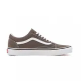 Zapatillas Vans Old Skool color marrón topo con la clásica sidestripe blanca en cuero.