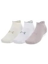 Pack de tres pares de medias Under Armour Essential Low Cut, unisex, en colores blanco, beige y lila.