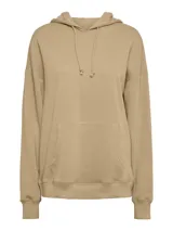 Buzo canguro color beige con capucha y cordones ajustables.