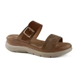 Sandalias casuales Korium Anabel, color negro, con doble tira, una con hebilla ajustable y otra con detalle de costuras. Plataforma con suela marrón.
