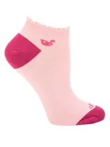 Calcetines tobilleros color rosa claro con detalles en fucsia en talón y puntera. Presentan un pequeño logo de cisne en el lateral y volados en el borde superior.