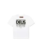 Remera blanca de manga corta con cuello redondo, logo Deus Ex Machina en el pecho y estampado Deus Racing Team en la manga.