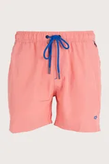 Short de baño corto color coral con cintura elástica y cordón de ajuste azul.