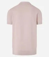 Remera polo de manga corta color beige, con cuello en V.