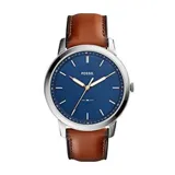 Reloj Fossil con caja plateada, dial azul y correa de cuero marrón.